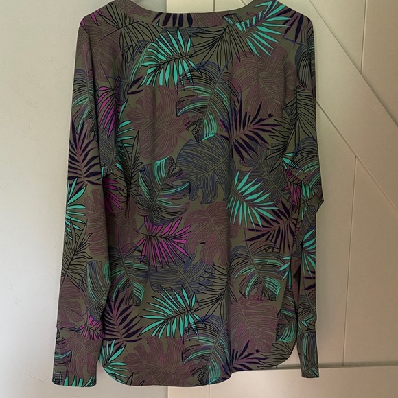 Title Nine Tropical Leaf Print Long Sleeve 3/4 Zip Rash-guard Sun Top - Picture 4 of 8